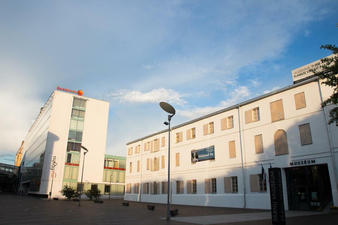 City Center Apartment Aida Pärnu Esterno foto